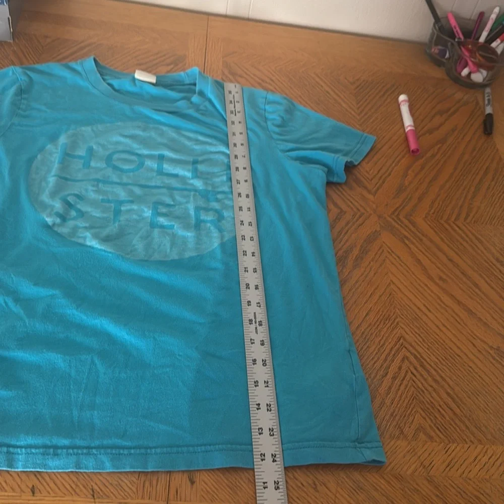 Hollister Kids Aqua Graphic Tee